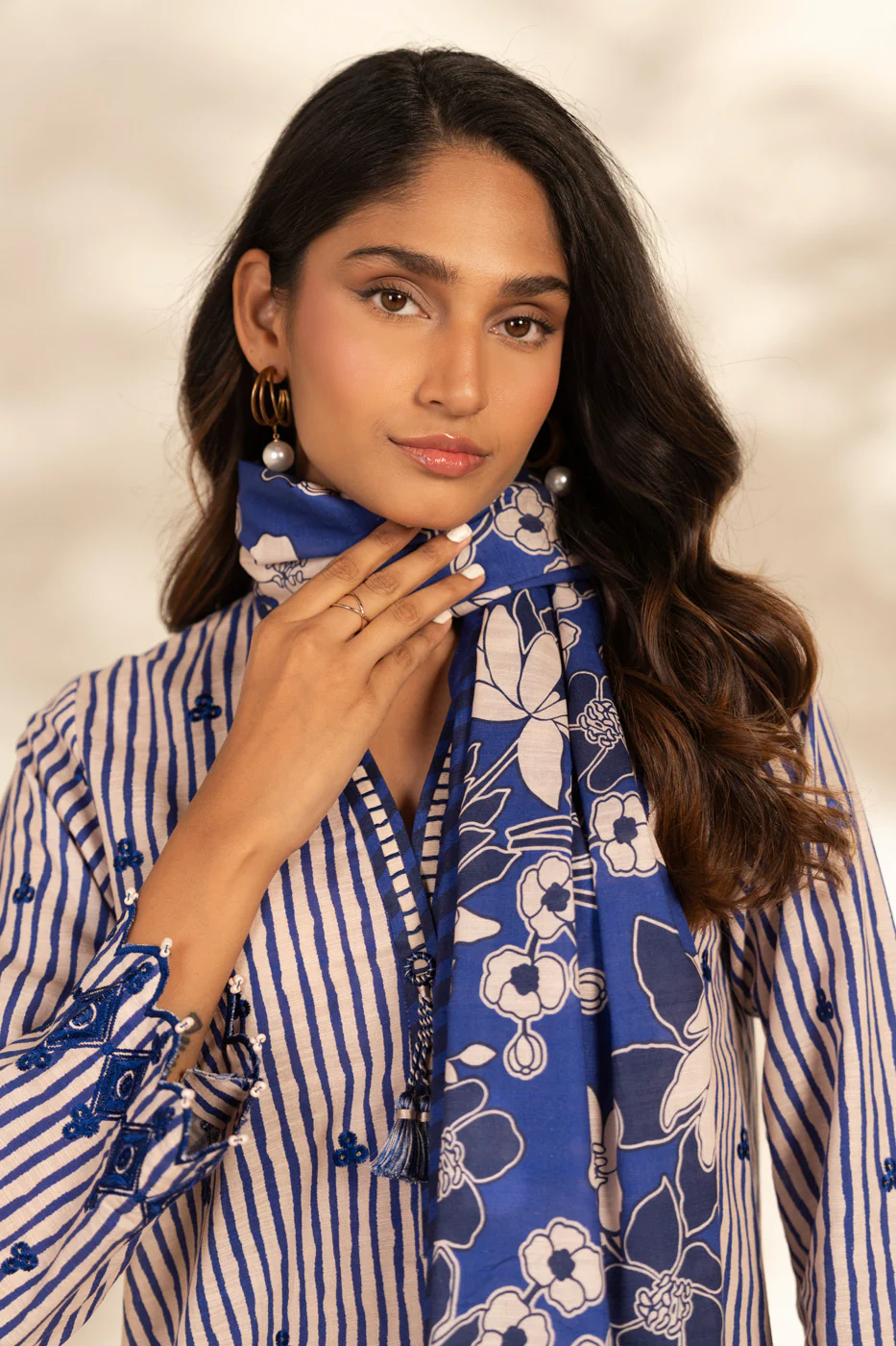 RTS | SHIRT, TROUSER & DUPATTA - Image 3